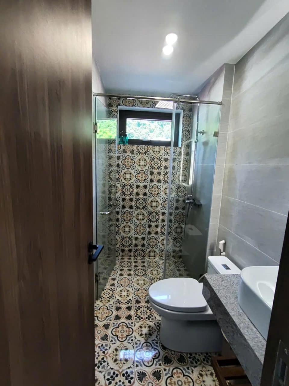 The Coral Homestay & Pub Tan Hiep  Екстер'єр фото